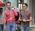 /album/fotogalerie-ostatni-fotky/jim-parsons-is-gay-big-bang-theory-todd-spiewak-boyfriend-jpg-jpg/